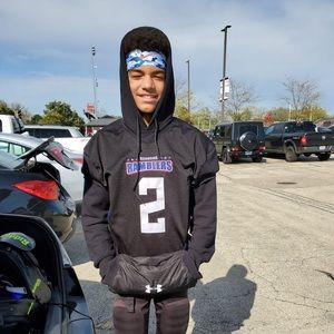 Meet your Posher, Logan